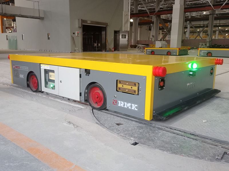 Carrello di trasferimento ferroviario automatico RGV per produzione di macchinari