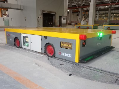 Carrello di trasferimento ferroviario automatico RGV per produzione di macchinari