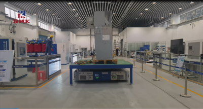 Carro di trasferimento automatico a propulsione autonoma a trasferimento elettrico omnidirezionale